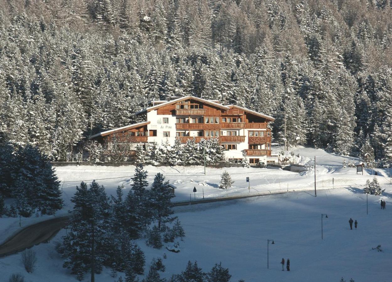 Hotel Ciasa Ai Pini San Cassiano  Buitenkant foto