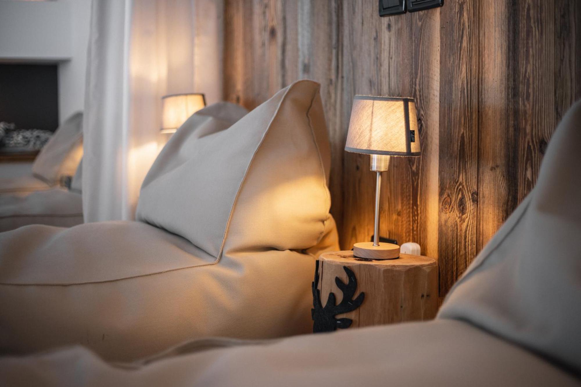 Hotel Ciasa Ai Pini San Cassiano  Buitenkant foto